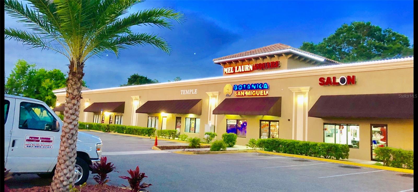 Strip Center For Sale in Orlando, FL
