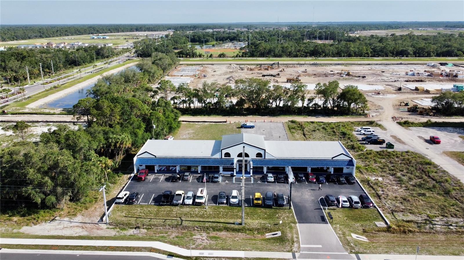 Tampa Strip Center For Sale - 12 Units