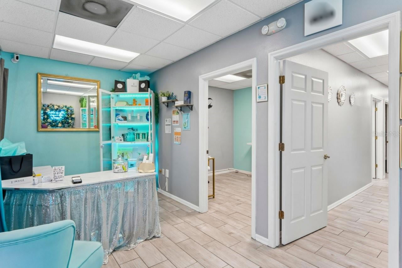 Spring Hill FL Strip Center For Sale $1,695,000
