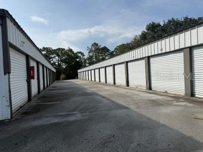 16,600 Sq Ft Storage Facility with 2 storefronts and a warehouse For Sale in Crystal River, FL $1,290,000