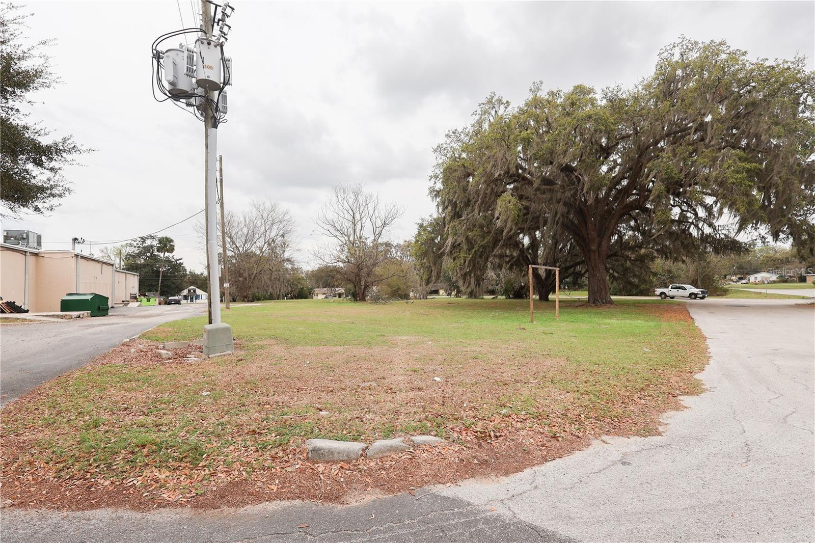 Strip Center For Sale in Marion County, FL - 23,000 sq ft $3,195,000