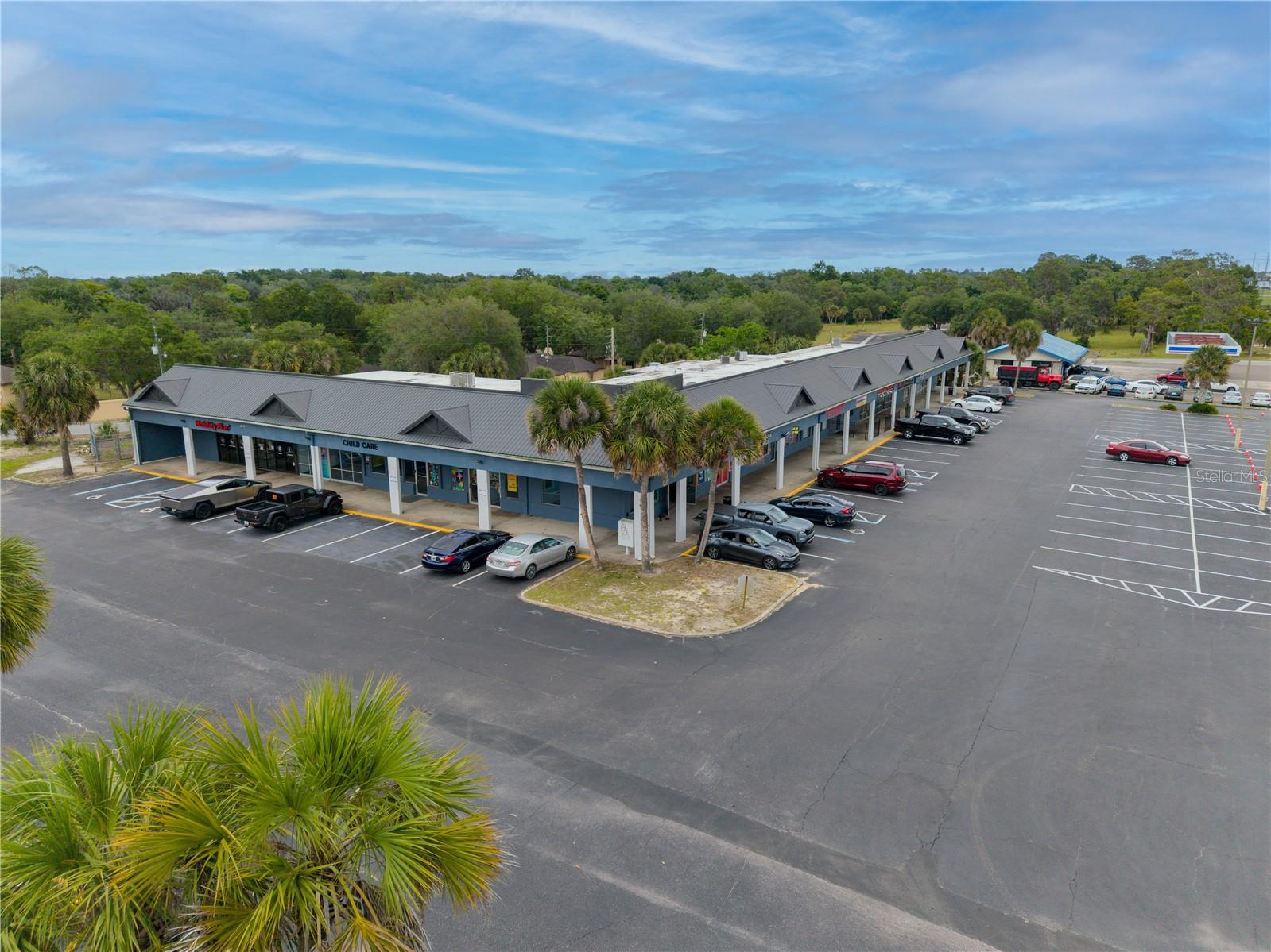 9 Unit Strip Center For Sale in Ocala, FL - 19,400 sq ft $2,400,000 9 Unit Strip Center For Sale in Ocala, FL - 19,400 sq ft $2,400,000