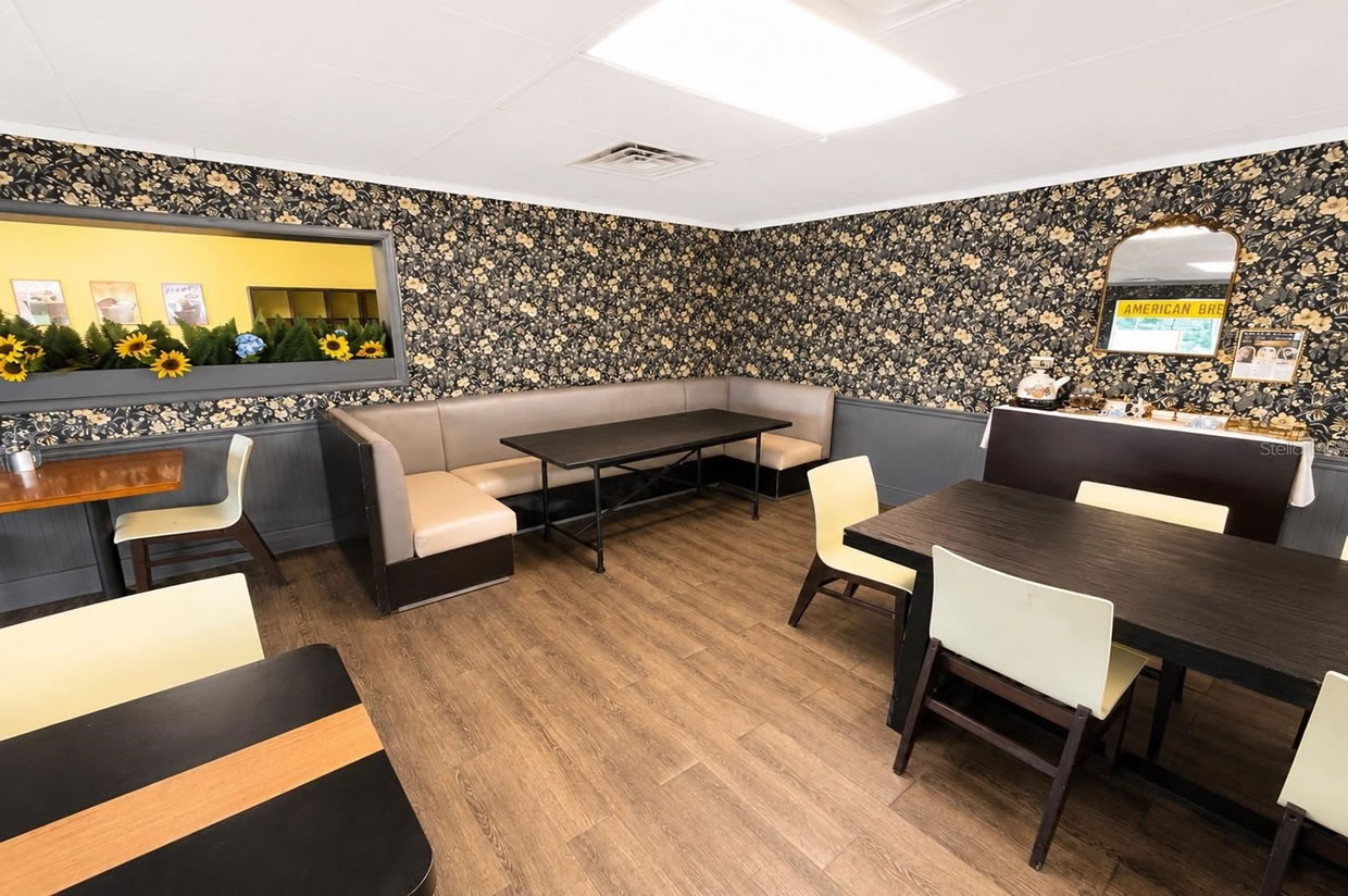 Strip Center For Sale in Polk County, FL - 12,500 sq ft - $1,290,000 Strip Center For Sale in Polk County, FL - 12,500 sq ft - $1,290,000