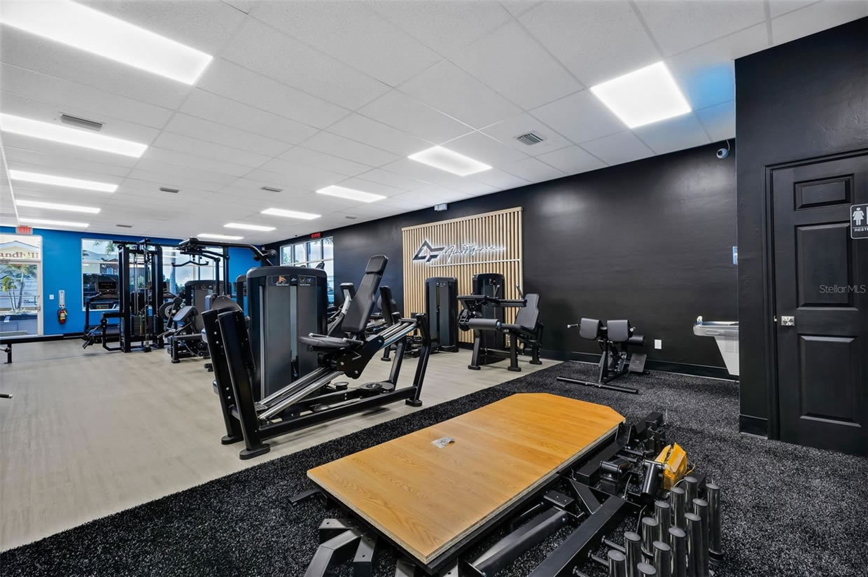 Strip Center For Sale in Punta Gorda, FL - 24,500 sq ft - $5,550,000